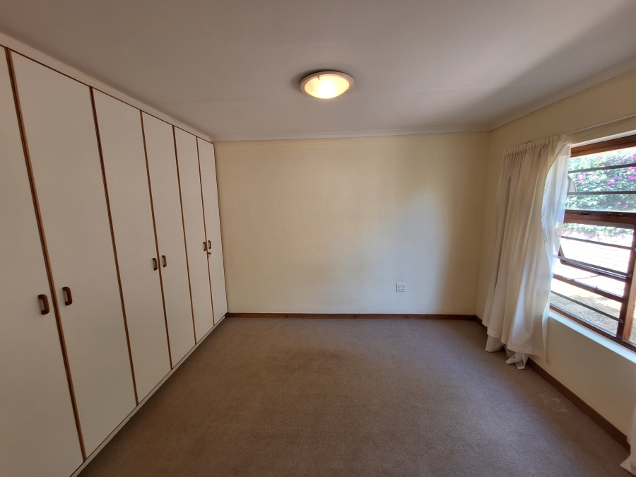 3 Bedroom Property for Sale in Wavecrest Eastern Cape